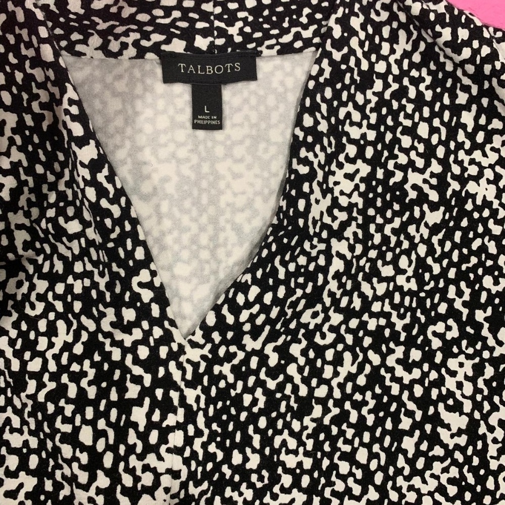 Talbots blouse 🦋 - Picture 6 of 6